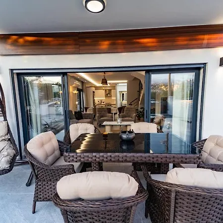 Merkezde 8 Kisilik Yerden Isitmali *